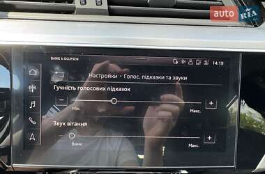 Внедорожник / Кроссовер Audi e-tron 2019 в 