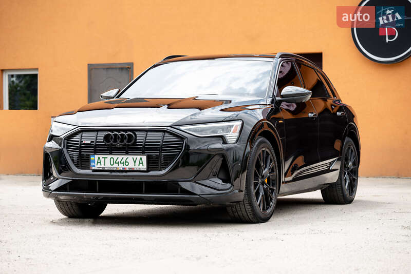Внедорожник / Кроссовер Audi e-tron 2022 в Ивано-Франковске