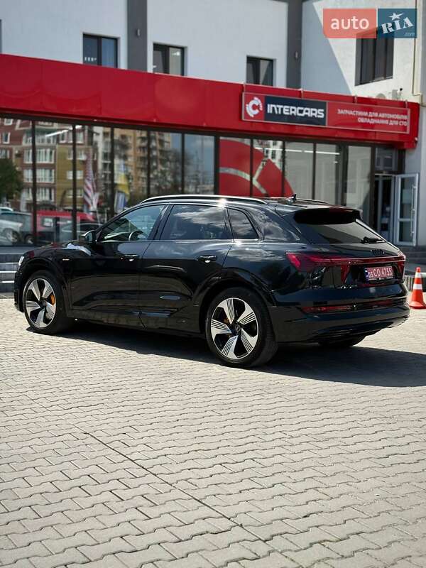 Внедорожник / Кроссовер Audi e-tron 2021 в Черновцах