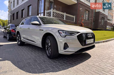 Audi e-tron 2021 Audi e-tron 2021