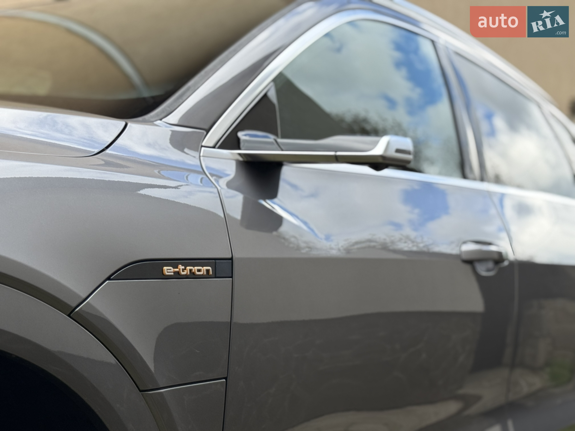 2019 Audi e-tron - мініатюра 13
