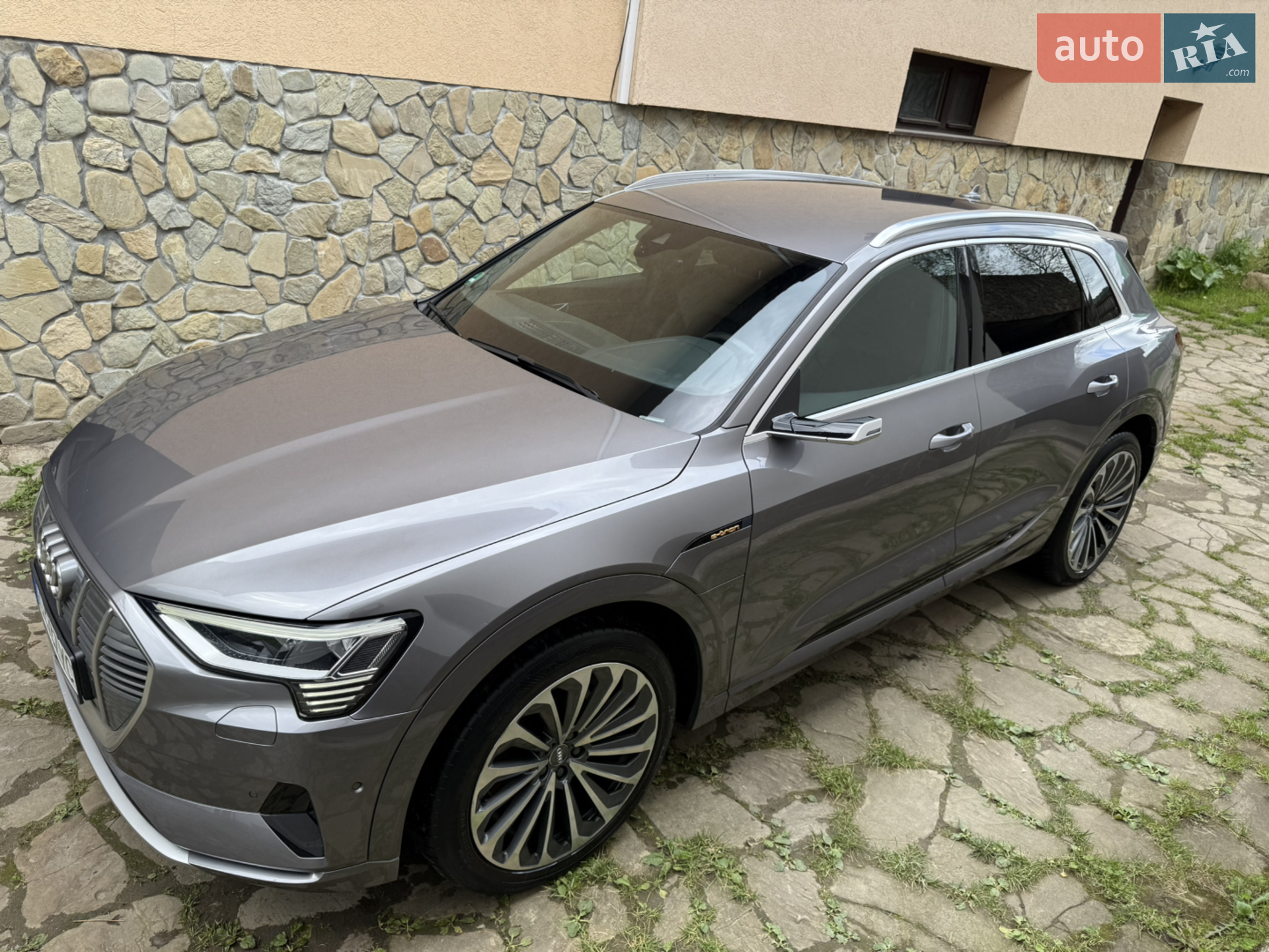 2019 Audi e-tron - мініатюра 20