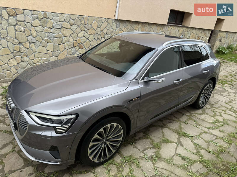 Внедорожник / Кроссовер Audi e-tron 2019 в Тячеве