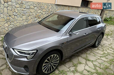 Внедорожник / Кроссовер Audi e-tron 2019 в 