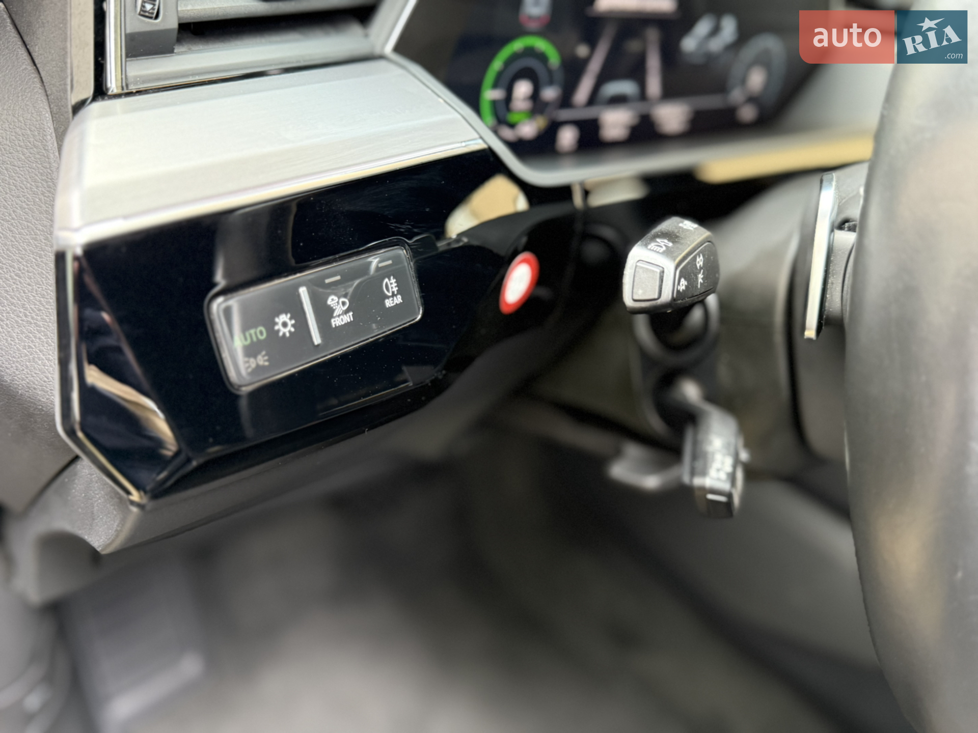 2019 Audi e-tron - мініатюра 34