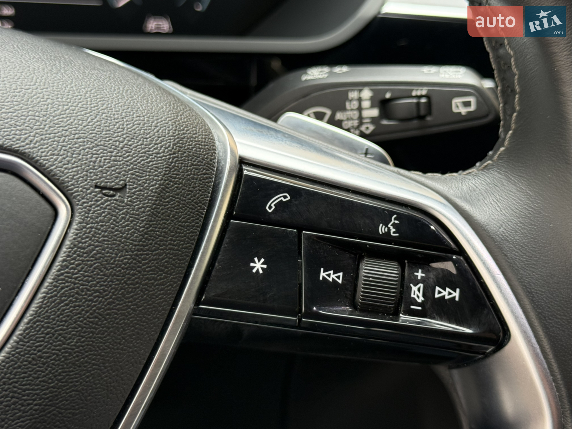 2019 Audi e-tron - мініатюра 38