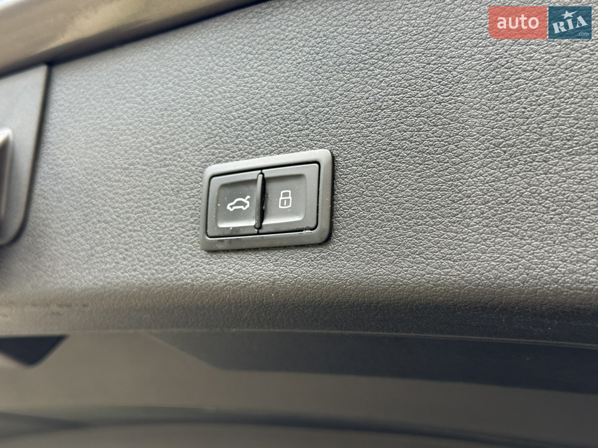2019 Audi e-tron - мініатюра 94