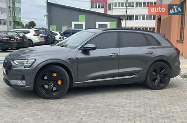 Внедорожник / Кроссовер Audi e-tron 2019 в 