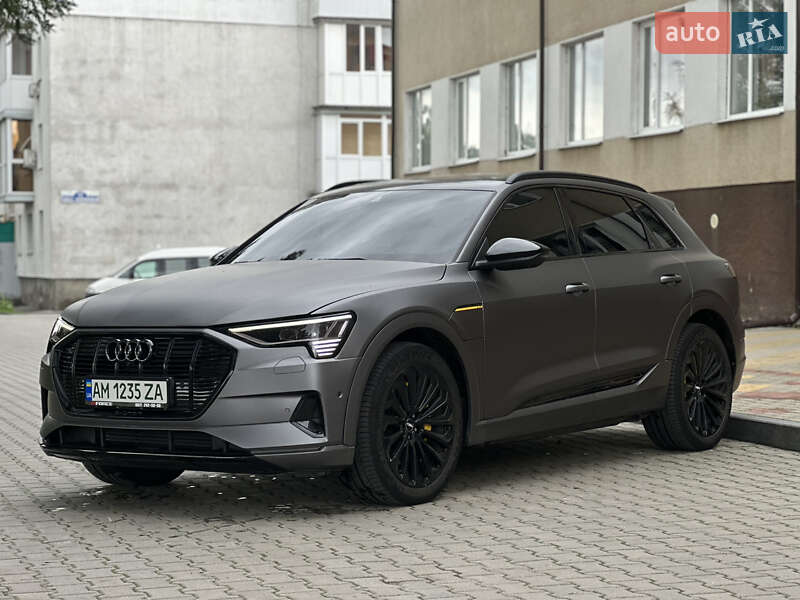 Внедорожник / Кроссовер Audi e-tron 2019 в Звягеле