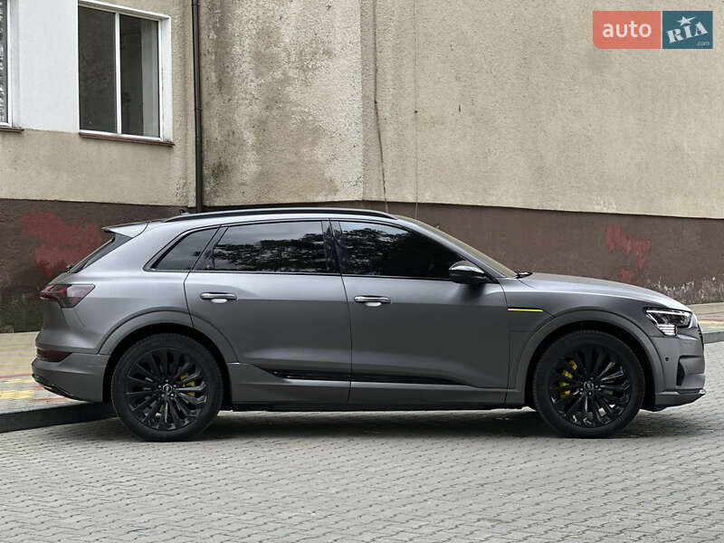 Внедорожник / Кроссовер Audi e-tron 2019 в Звягеле