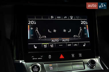 Внедорожник / Кроссовер Audi e-tron 2023 в 