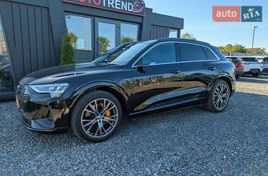 Внедорожник / Кроссовер Audi e-tron 2020 в 