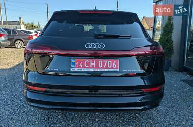 Внедорожник / Кроссовер Audi e-tron 2020 в 
