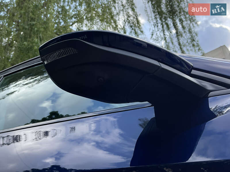 Внедорожник / Кроссовер Audi e-tron 2021 в Ровно