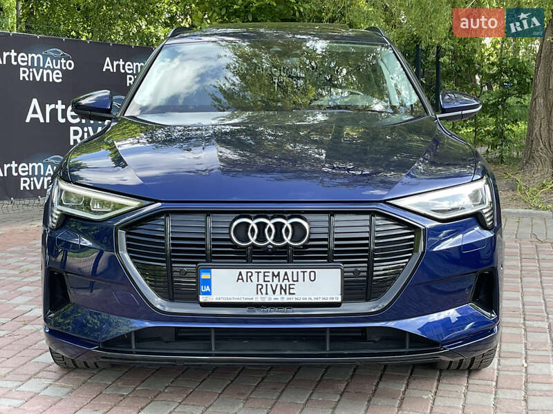 Внедорожник / Кроссовер Audi e-tron 2021 в Ровно