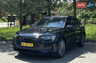 Внедорожник / Кроссовер Audi e-tron 2019 в 