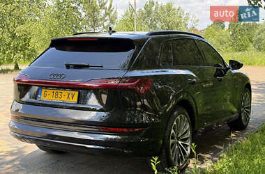 Внедорожник / Кроссовер Audi e-tron 2019 в 