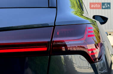 Внедорожник / Кроссовер Audi e-tron 2021 в 