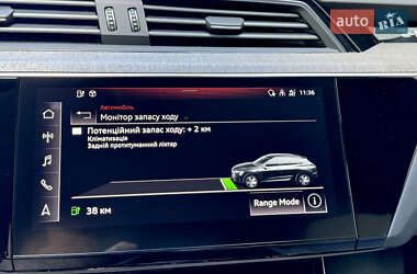 Внедорожник / Кроссовер Audi e-tron 2021 в 
