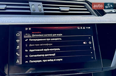 Внедорожник / Кроссовер Audi e-tron 2021 в 