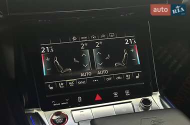 Позашляховик / Кросовер Audi e-tron 2022 в 