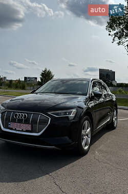 Внедорожник / Кроссовер Audi e-tron 2019 в Луцке