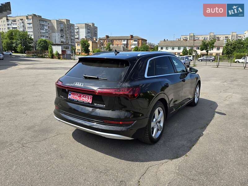 Внедорожник / Кроссовер Audi e-tron 2020 в Виннице