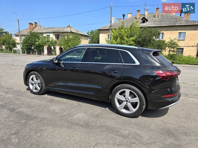 Внедорожник / Кроссовер Audi e-tron 2020 в Виннице