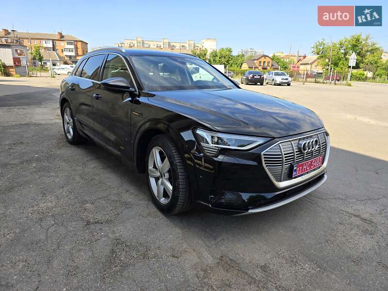 Внедорожник / Кроссовер Audi e-tron 2020 в Виннице