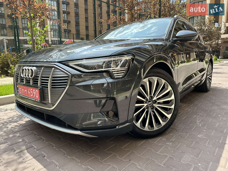 Audi e-tron 2021