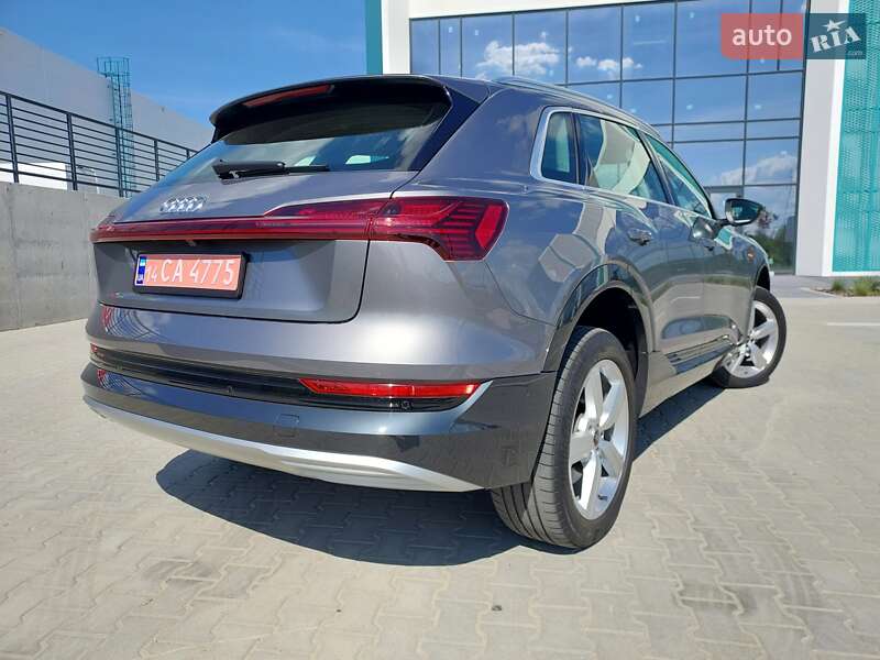 Внедорожник / Кроссовер Audi e-tron 2021 в Львове