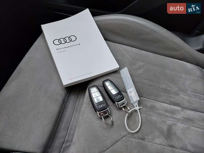 Внедорожник / Кроссовер Audi e-tron 2021 в Львове