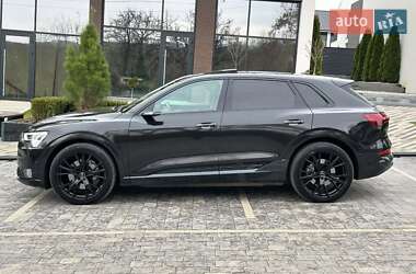 Внедорожник / Кроссовер Audi e-tron 2019 в 