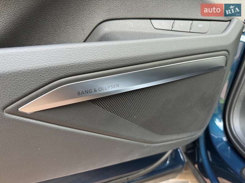 Внедорожник / Кроссовер Audi e-tron 2022 в Киеве