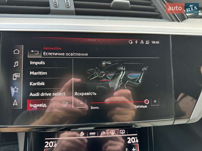 Внедорожник / Кроссовер Audi e-tron 2022 в Киеве