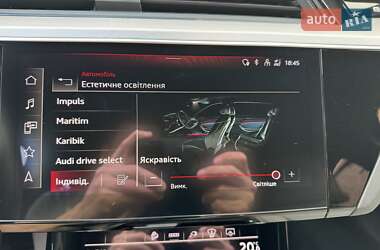 Внедорожник / Кроссовер Audi e-tron 2022 в 