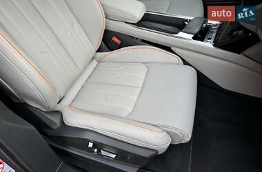 Внедорожник / Кроссовер Audi e-tron 2022 в 