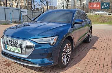 Внедорожник / Кроссовер Audi e-tron 2019 в 