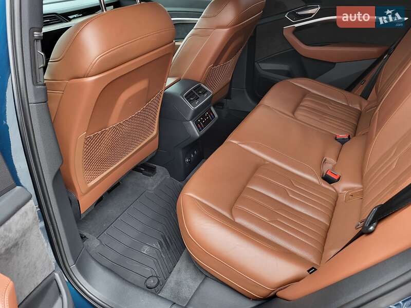 Внедорожник / Кроссовер Audi e-tron 2019 в Полтаве