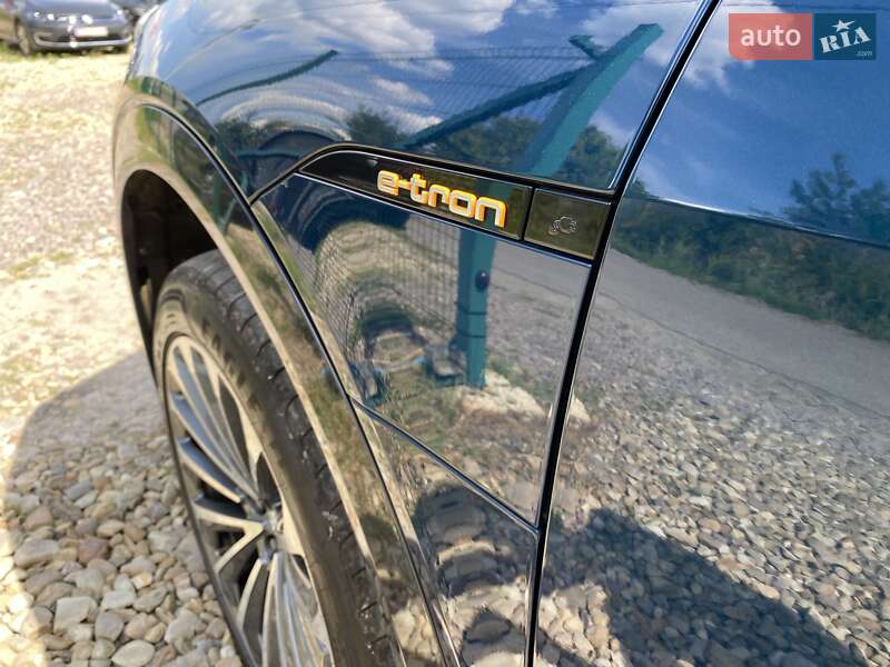 Внедорожник / Кроссовер Audi e-tron 2019 в Львове