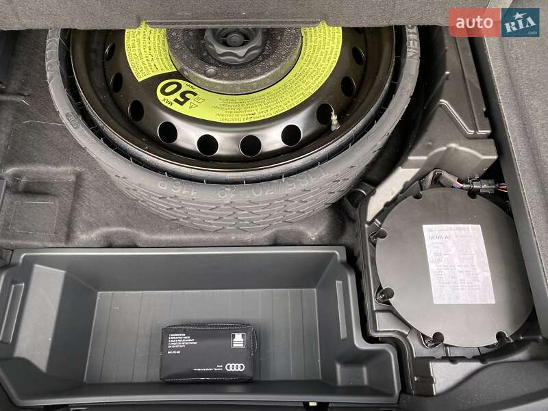 Внедорожник / Кроссовер Audi e-tron 2019 в Львове