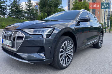 Внедорожник / Кроссовер Audi e-tron 2019 в 