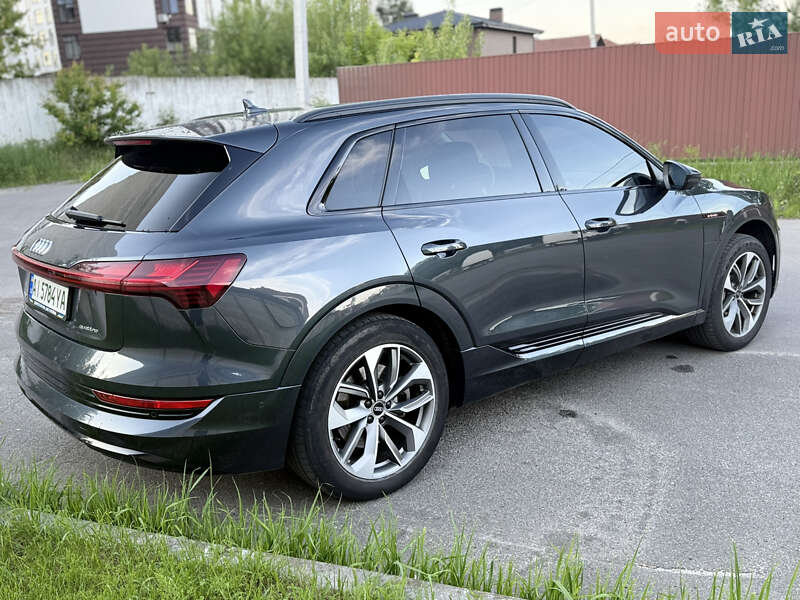Внедорожник / Кроссовер Audi e-tron 2021 в Ирпене