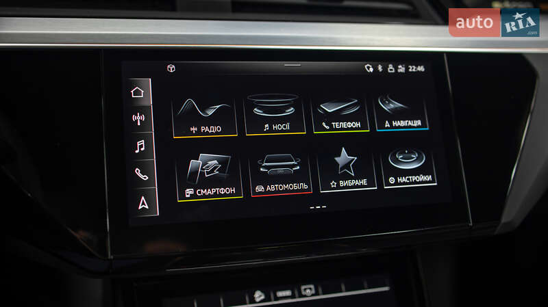 Позашляховик / Кросовер Audi e-tron 2021 в Чернівцях