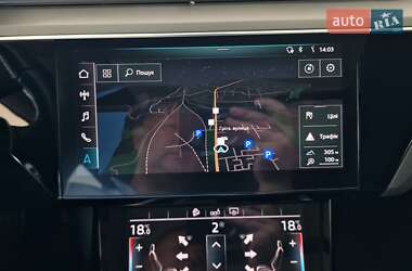Внедорожник / Кроссовер Audi e-tron 2020 в 