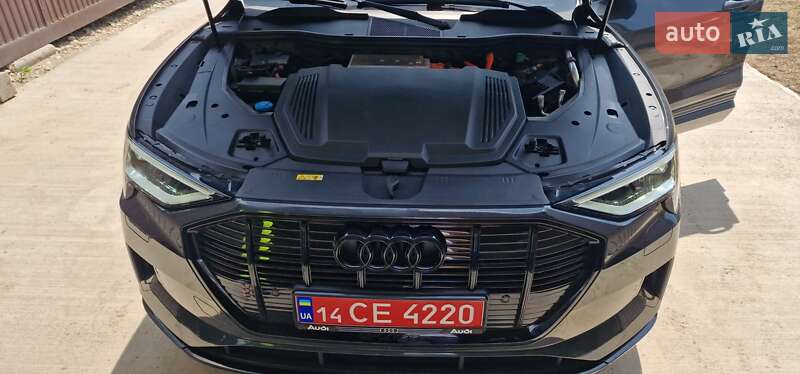 Внедорожник / Кроссовер Audi e-tron 2019 в Тернополе