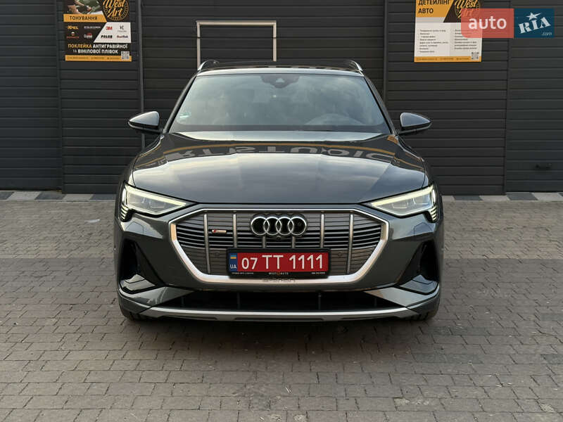 Внедорожник / Кроссовер Audi e-tron 2022 в Мукачево