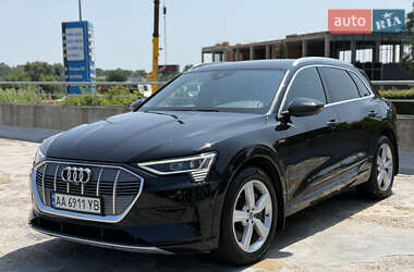 Внедорожник / Кроссовер Audi e-tron 2019 в 