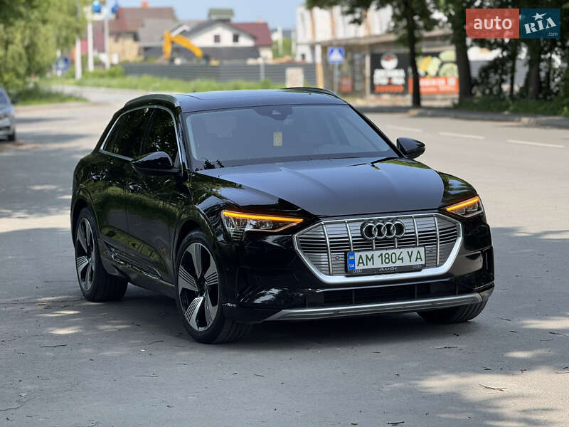 Audi e-tron 2019