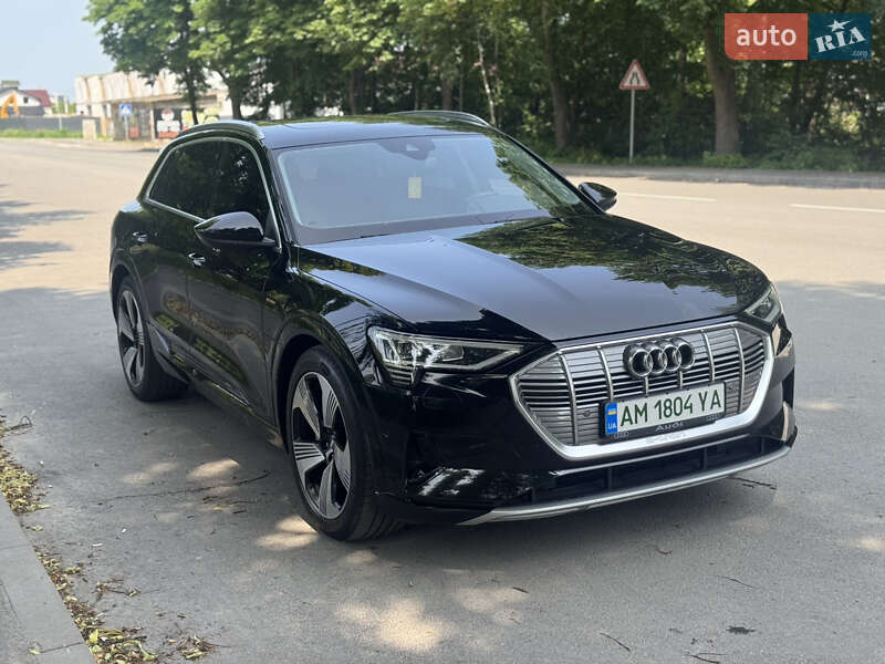 Внедорожник / Кроссовер Audi e-tron 2019 в Звягеле